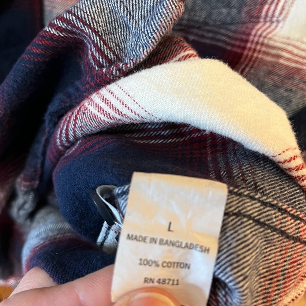 Women’s Falls Creek Button Down Flannel Large - Picture 4 of 5